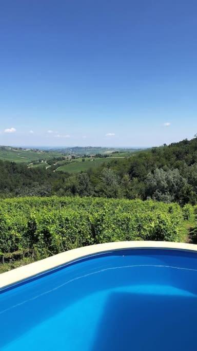 Villa Teresa - & Piscina Immersi Nel Vigneto! Montecalvo Versiggia